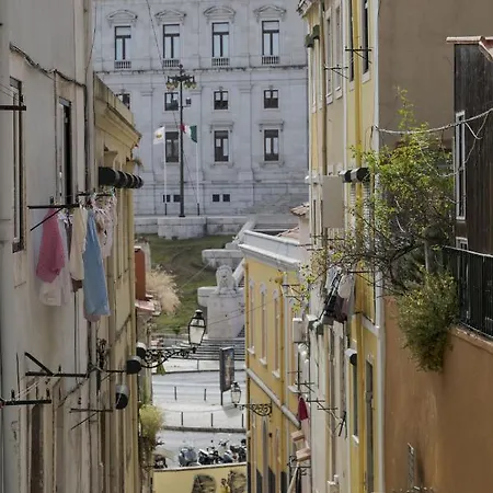 Peixeira And Lisboa