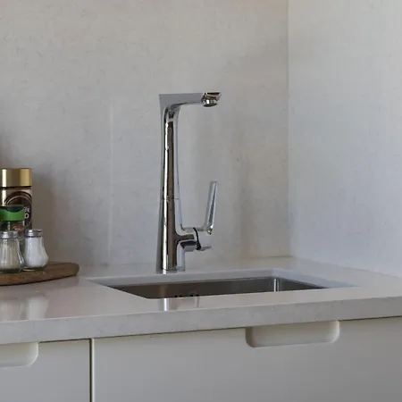 Peixeira And Lissabon