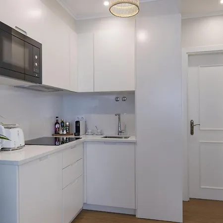 Peixeira And * Lisbon